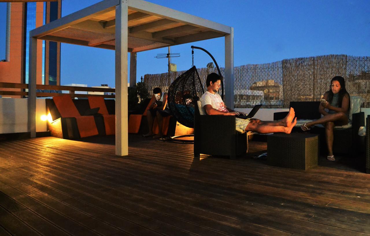 Egali Hostel Malta Saint Julian's Eksteriør billede